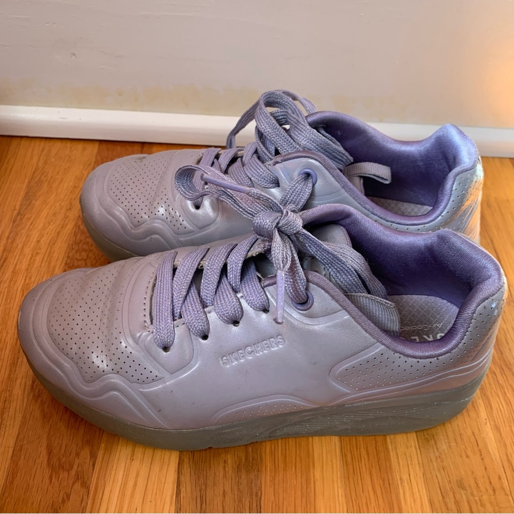 Holographic Lavender Sneakers Skechers Girls Size 1 Air Cooled Memory Foam Shoes - Picture 5 of 10